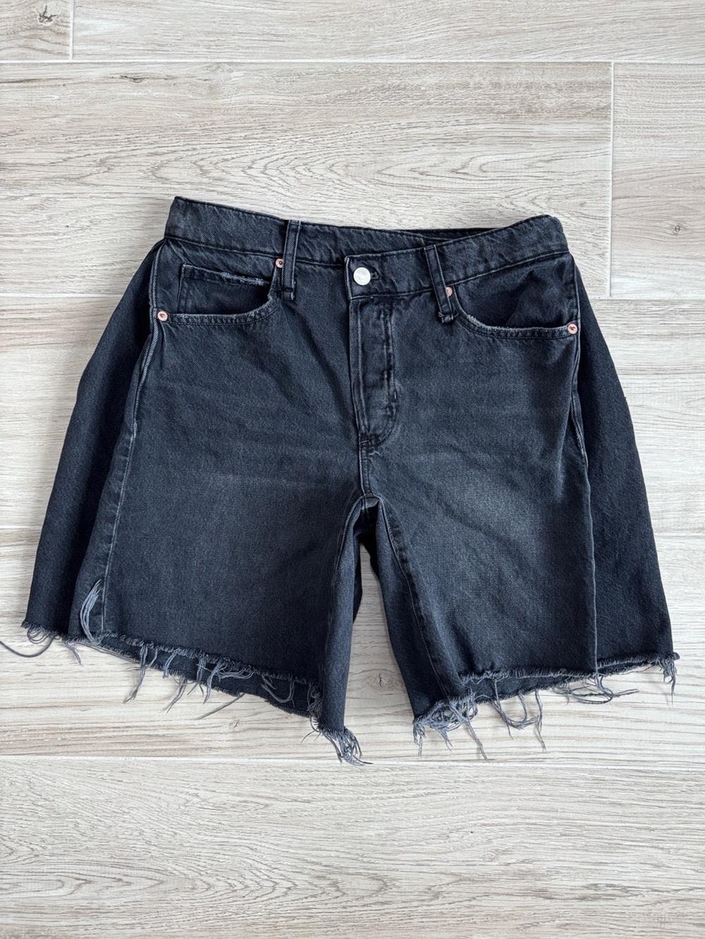 We The Free Boomerang High Rise Long Short Black Denim Jean Shorts Size 29 Waist